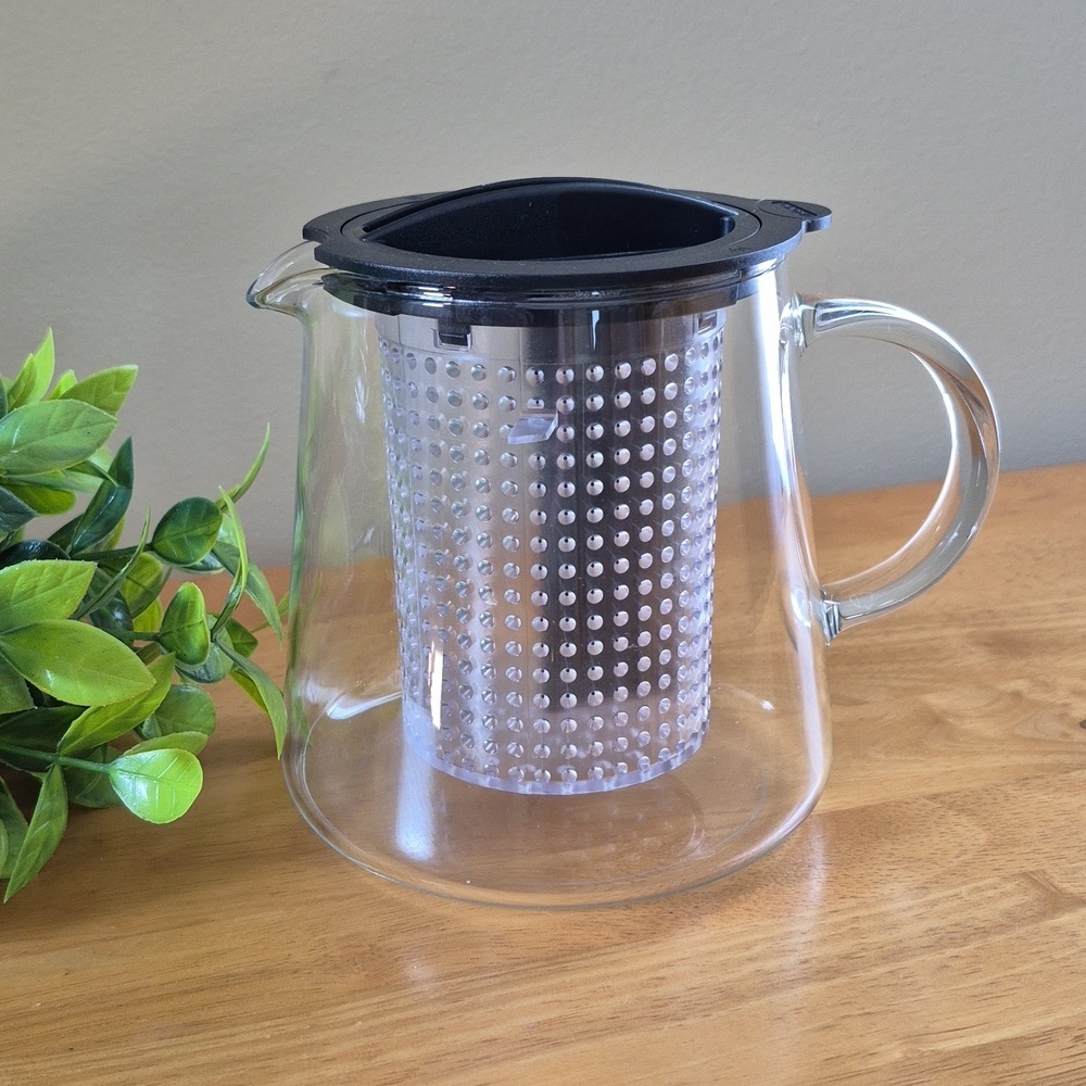 FINUM Brew Control™ Glass Tea Infuser Brewer Teapot Pitcher 0.8L